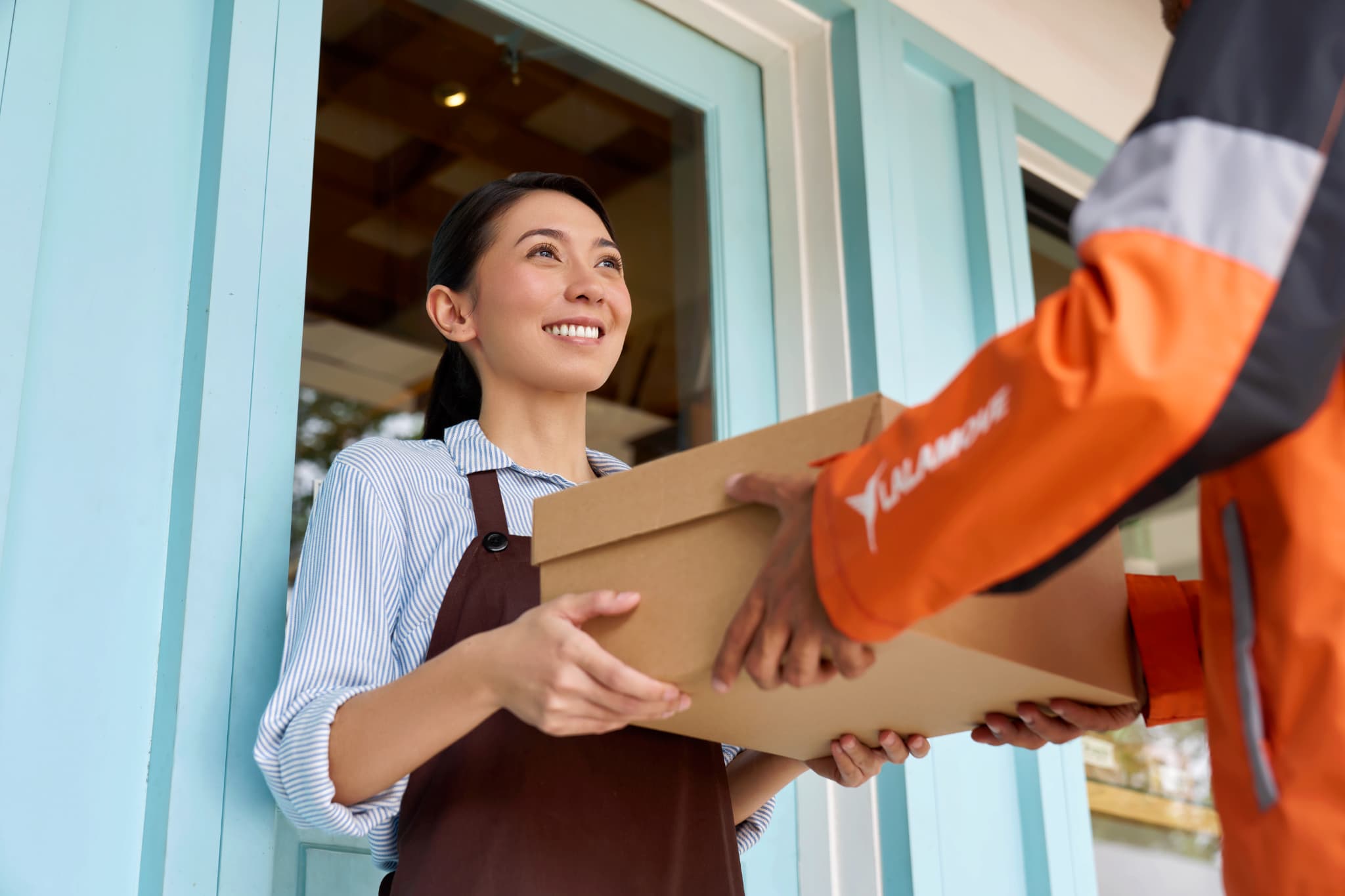 081023_LALAMOVE_Day21085